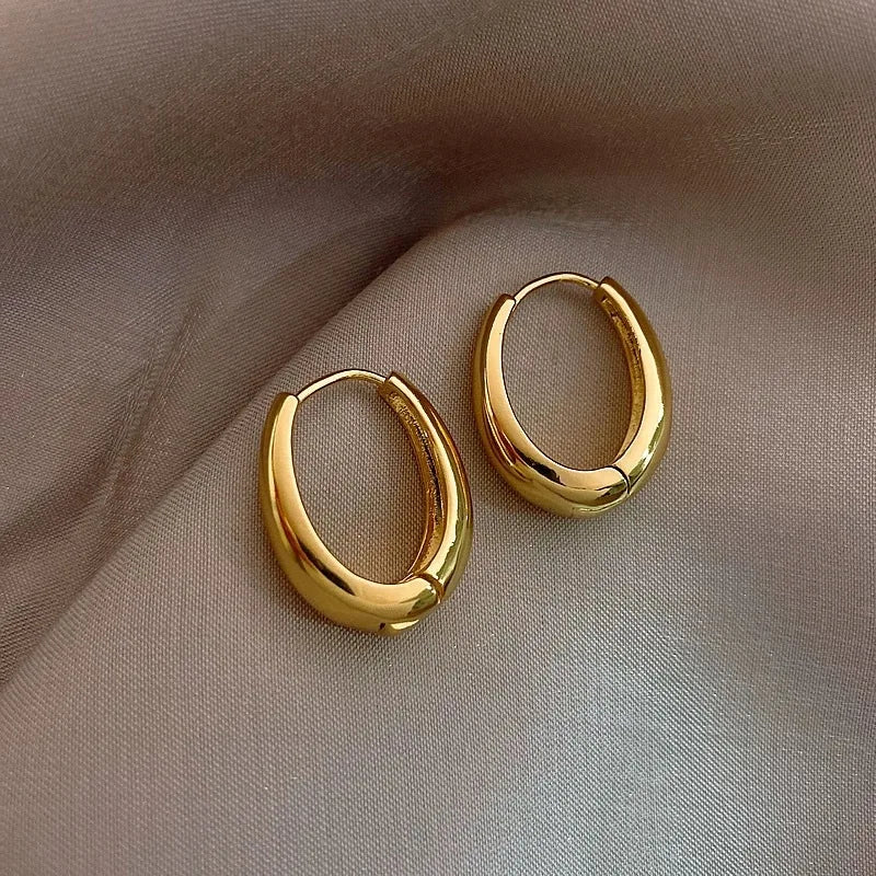 2PC Simple and Fashionable U-shaped Earrings Exquisite Women's Daily